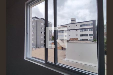 Vista  de apartamento à venda com 3 quartos, 83m² em Cabral, Contagem