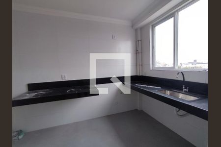 Cozinha de apartamento à venda com 3 quartos, 83m² em Cabral, Contagem