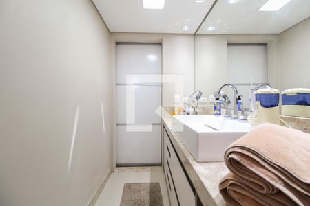 Apartamento à venda com 164m², 3 quartos e 2 vagasBanheiro da Suíte
