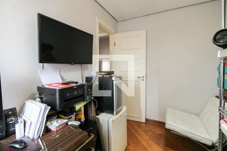 Apartamento à venda com 164m², 3 quartos e 2 vagasEscritório