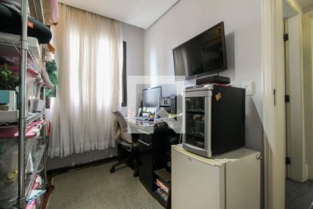 Apartamento à venda com 164m², 3 quartos e 2 vagasEscritório