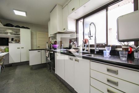 Apartamento à venda com 164m², 3 quartos e 2 vagasCozinha
