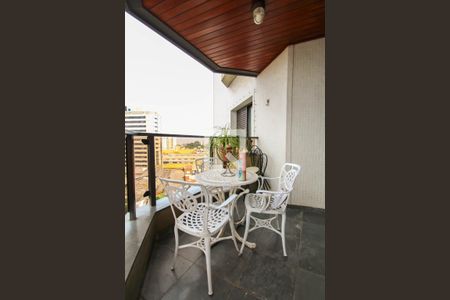 Apartamento à venda com 164m², 3 quartos e 2 vagasVaranda da Sala