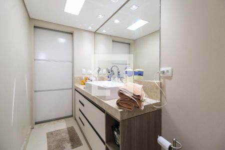 Apartamento à venda com 164m², 3 quartos e 2 vagasBanheiro da Suíte