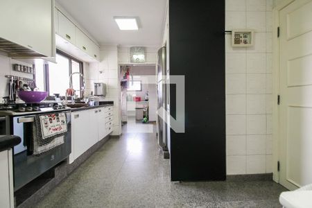 Apartamento à venda com 164m², 3 quartos e 2 vagasCozinha