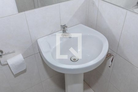 Casa para alugar com 107m², 2 quartos e 2 vagas Casa para alugar com 107m², 2 quartos e 2 vagasBanheiro