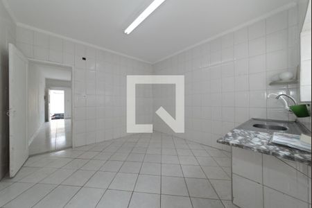 Casa para alugar com 107m², 2 quartos e 2 vagas Casa para alugar com 107m², 2 quartos e 2 vagasCozinha