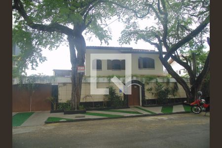 Casa para alugar com 410m², 5 quartos e 7 vagasFachada da Casa 