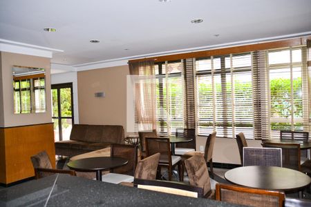 Apartamento para alugar com 118m², 4 quartos e 2 vagasÁrea comum 