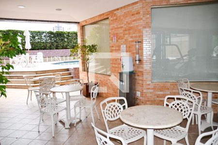 Apartamento para alugar com 118m², 4 quartos e 2 vagasÁrea comum 