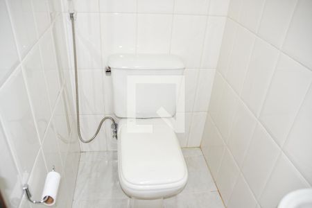 Apartamento para alugar com 118m², 4 quartos e 2 vagasBanheiro de serviço 