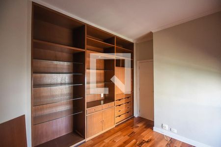 Apartamento à venda com 246m², 4 quartos e 4 vagasQuarto 1
