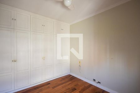 Apartamento à venda com 246m², 4 quartos e 4 vagasQuarto 2