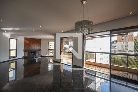 Apartamento à venda com 246m², 4 quartos e 4 vagasSala