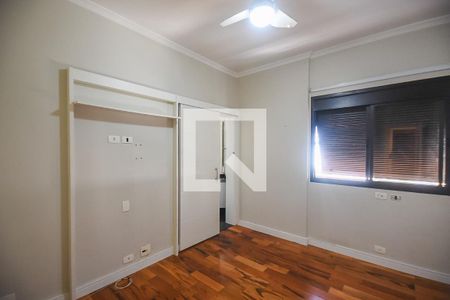 Apartamento à venda com 246m², 4 quartos e 4 vagasSuíte 1