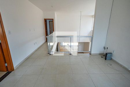 Sala / 2º andar de casa para alugar com 4 quartos, 200m² em Trevo, Belo Horizonte