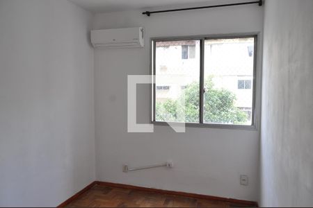 Apartamento à venda com 57m², 3 quartos e sem vagaquarto 1