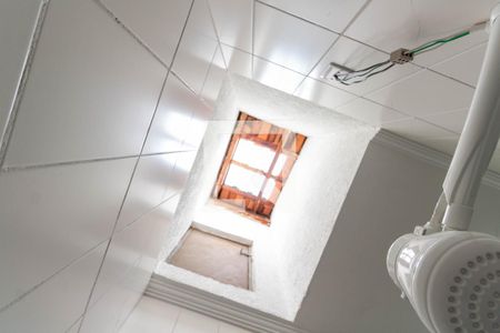 Casa à venda com 145m², 2 quartos e 1 vagaBanheiro