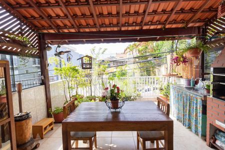 Casa à venda com 145m², 2 quartos e 1 vagaVaranda gourmet