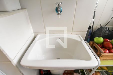 Apartamento à venda com 64m², 3 quartos e 1 vagaÁrea de Serviço