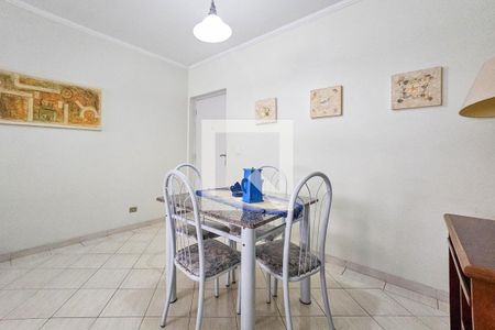Sala  de apartamento para alugar com 2 quartos, 67m² em Pitangueiras, Guarujá