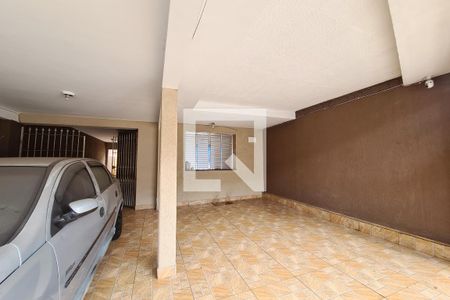 Casa para alugar com 60m², 1 quarto e 1 vaga Casa para alugar com 60m², 1 quarto e 1 vagaGaragem