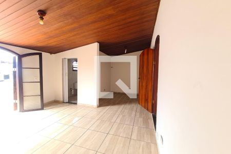 Quarto de casa para alugar com 1 quarto, 60m² em Jardim Rodolfo Pirani, São Paulo