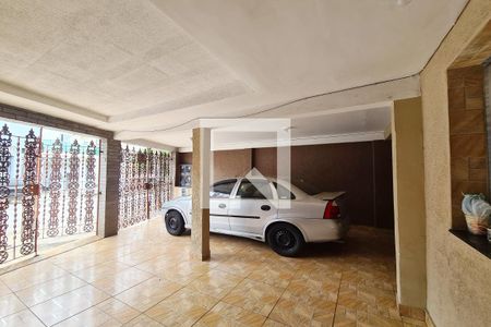 Casa para alugar com 60m², 1 quarto e 1 vaga Casa para alugar com 60m², 1 quarto e 1 vagaGaragem