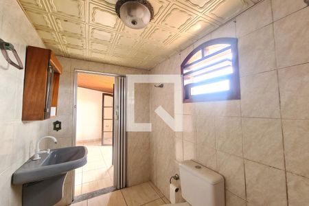 Casa para alugar com 60m², 1 quarto e 1 vaga Casa para alugar com 60m², 1 quarto e 1 vagaBanheiro