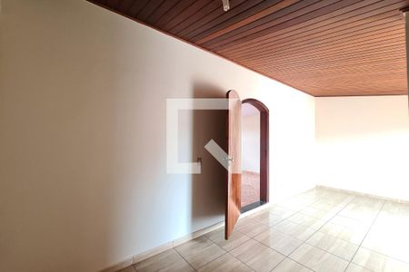 Quarto de casa para alugar com 1 quarto, 60m² em Jardim Rodolfo Pirani, São Paulo