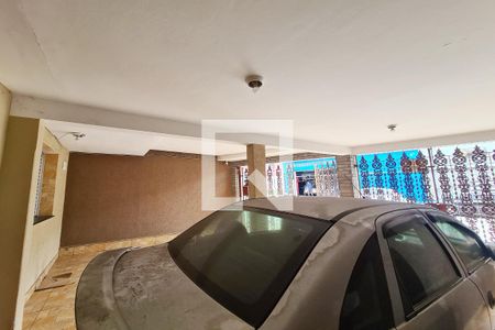 Casa para alugar com 60m², 1 quarto e 1 vaga Casa para alugar com 60m², 1 quarto e 1 vagaGaragem