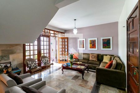 Sala de casa à venda com 5 quartos, 264m² em Prado, Belo Horizonte