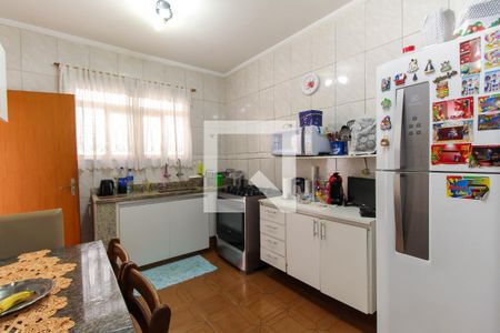 Casa à venda com 231m², 3 quartos e 2 vagasCozinha