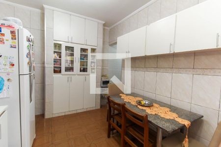 Casa à venda com 231m², 3 quartos e 2 vagasCozinha