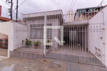Casa à venda com 231m², 3 quartos e 2 vagasFachada