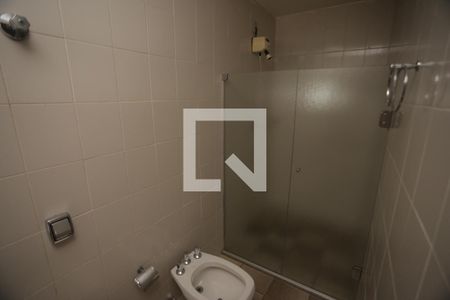 Casa à venda com 1800m², 5 quartos e 6 vagasBanheiro Suite 1