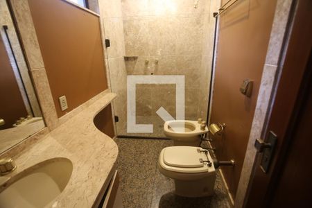 Casa à venda com 1800m², 5 quartos e 6 vagasBanheiro Suite 3