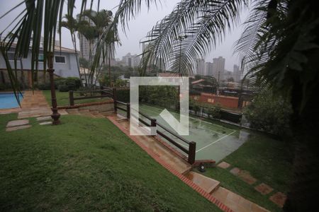 Casa à venda com 1800m², 5 quartos e 6 vagasÁrea comum