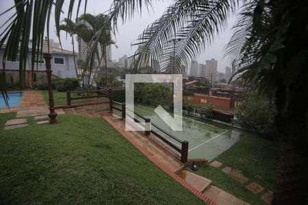 Casa à venda com 1800m², 5 quartos e 6 vagasÁrea comum