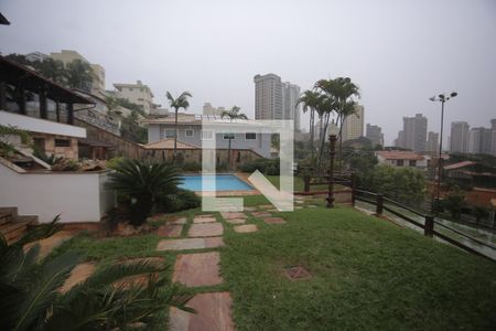 Casa à venda com 1800m², 5 quartos e 6 vagasÁrea comum