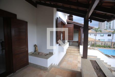 Casa à venda com 1800m², 5 quartos e 6 vagasVaranda