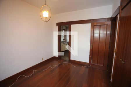 Casa à venda com 1800m², 5 quartos e 6 vagasSuite 2