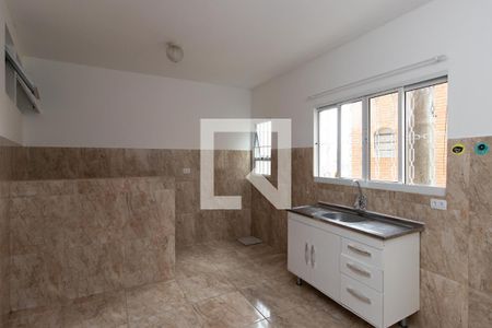 Sala/Cozinha de casa para alugar com 1 quarto, 30m² em Vila Leonor, São Paulo