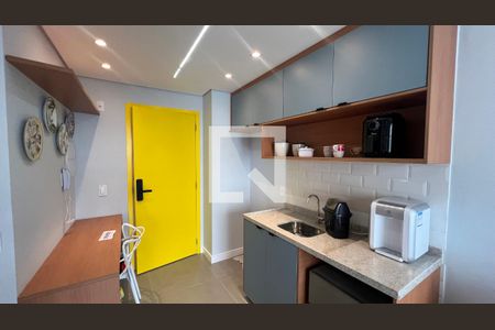 Apartamento para alugar com 31m², 1 quarto e sem vaga Apartamento para alugar com 31m², 1 quarto e sem vagaCozinha - Armários