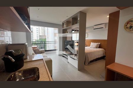 Apartamento para alugar com 31m², 1 quarto e sem vaga Apartamento para alugar com 31m², 1 quarto e sem vagaStudio