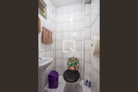 Lavabo de casa à venda com 4 quartos, 187m² em Metalúrgicos, Osasco