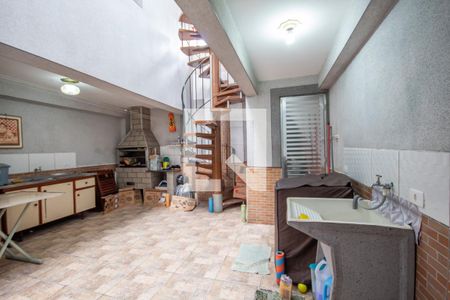 Casa à venda com 187m², 4 quartos e 2 vagasÁrea de Serviço