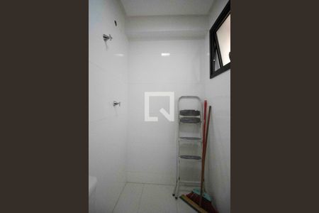 Apartamento para alugar com 150m², 3 quartos e 2 vagas Apartamento para alugar com 150m², 3 quartos e 2 vagasBanheiro de serviço