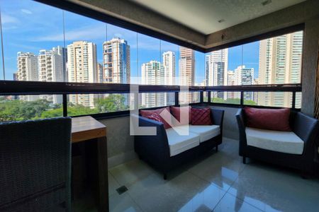Varanda de apartamento para alugar com 3 quartos, 150m² em Jardim Goiás, Goiânia