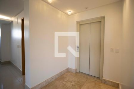 Sala de apartamento para alugar com 3 quartos, 150m² em Jardim Goiás, Goiânia